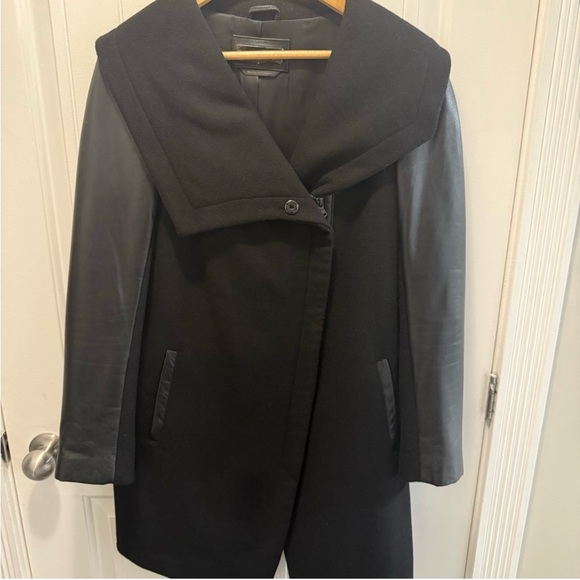 Danier Black Wool Coat with Leather Sleeves-Women’s Size Medium - Picture 2 of 6